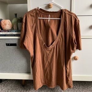 FREE PEOPLE rust super v-neck tee